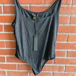 NWT House of Harlow all day contour black body suit with thong back size xl